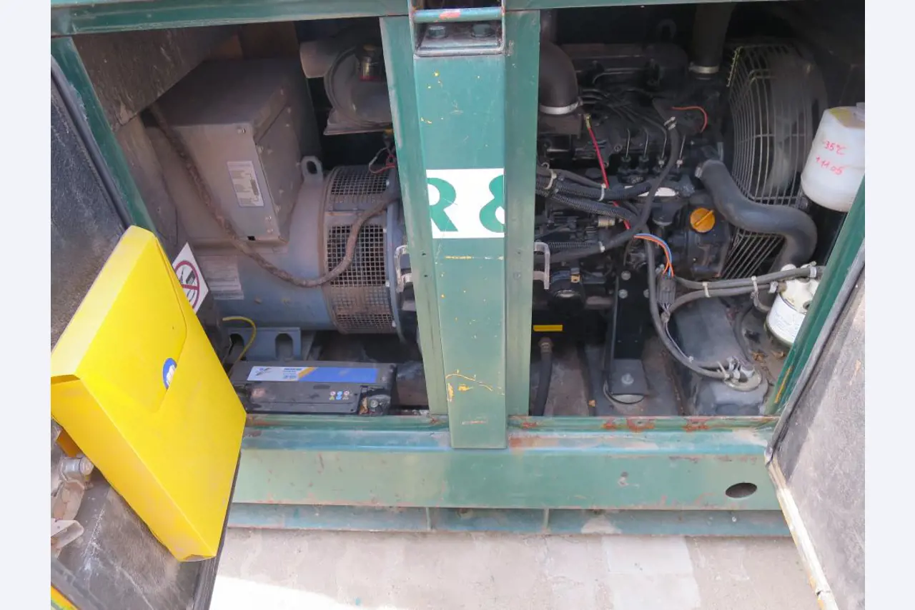 well-maintained construction machinery and equipment-2