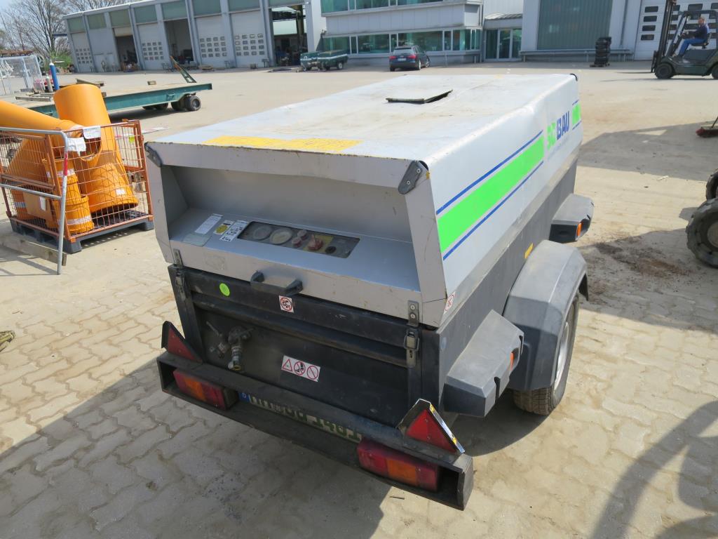 well-maintained construction machinery and equipment-2