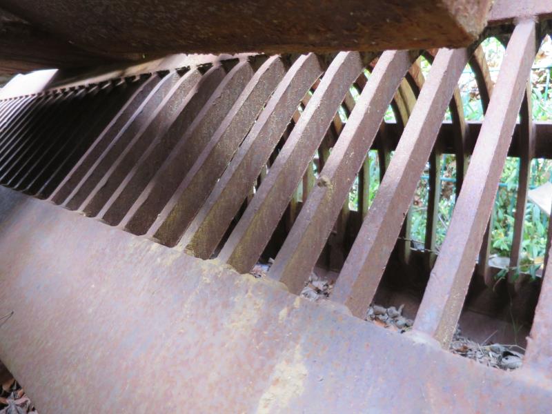 des machines et engins de chantier bien entretenus <br>ainsi que la technique de creusement des tunnels-1