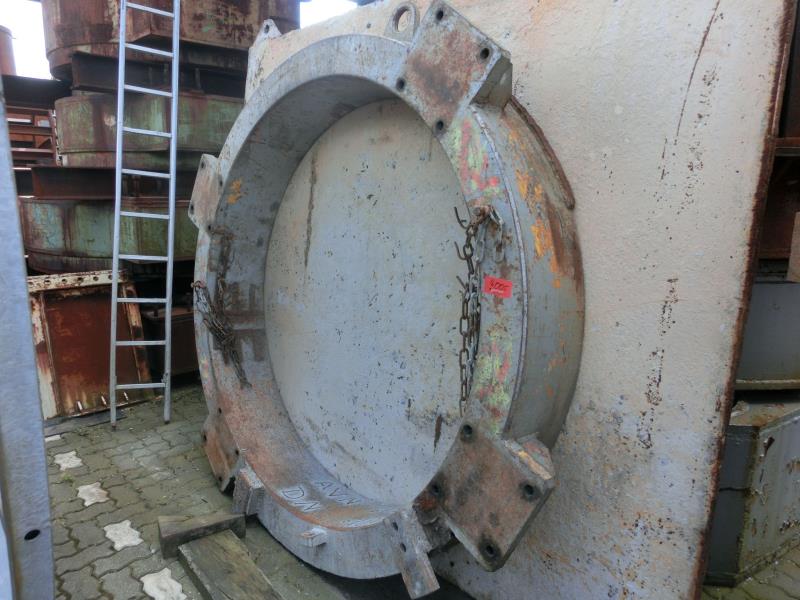 des machines et engins de chantier bien entretenus <br>ainsi que la technique de creusement des tunnels-10