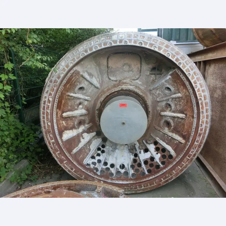 gepflegte Baumaschinen und Baugeräte <br>sowie die Tunnelvortriebstechnik-3