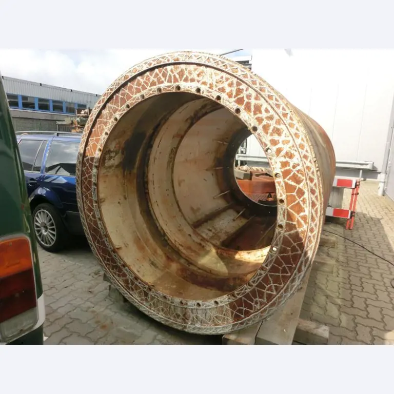 máquinas e equipamentos de construção bem conservados <br>bem como tecnologia de construção de túneis-1