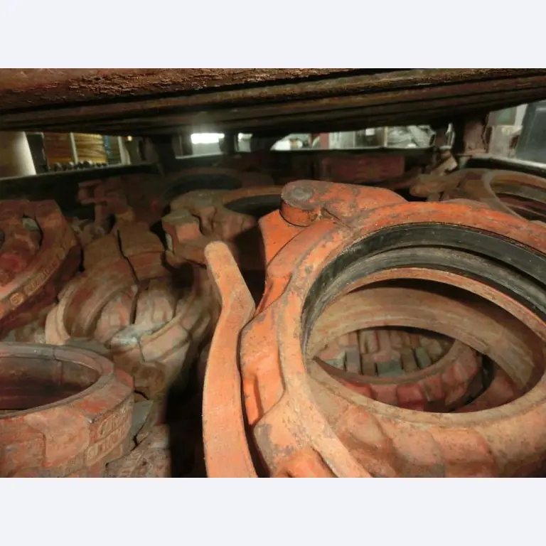 máquinas e equipamentos de construção bem conservados <br>bem como tecnologia de construção de túneis-1