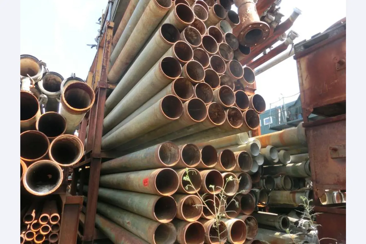 máquinas e equipamentos de construção bem conservados <br>bem como tecnologia de construção de túneis-1