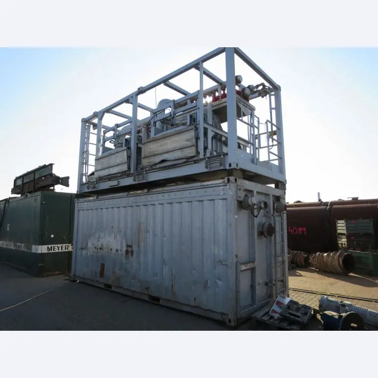 máquinas e equipamentos de construção bem conservados <br>bem como tecnologia de construção de túneis-3