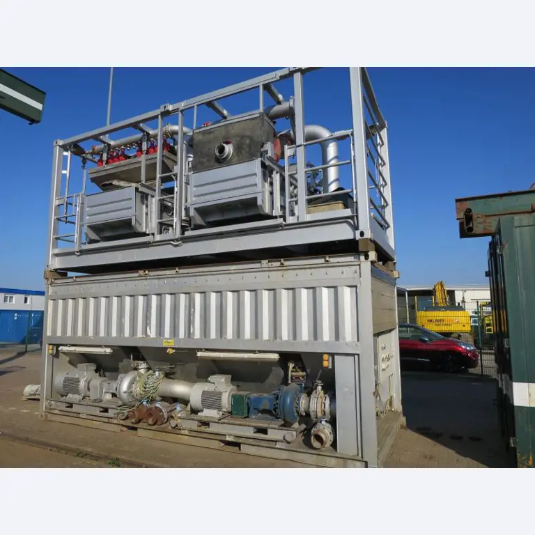 máquinas e equipamentos de construção bem conservados <br>bem como tecnologia de construção de túneis-4