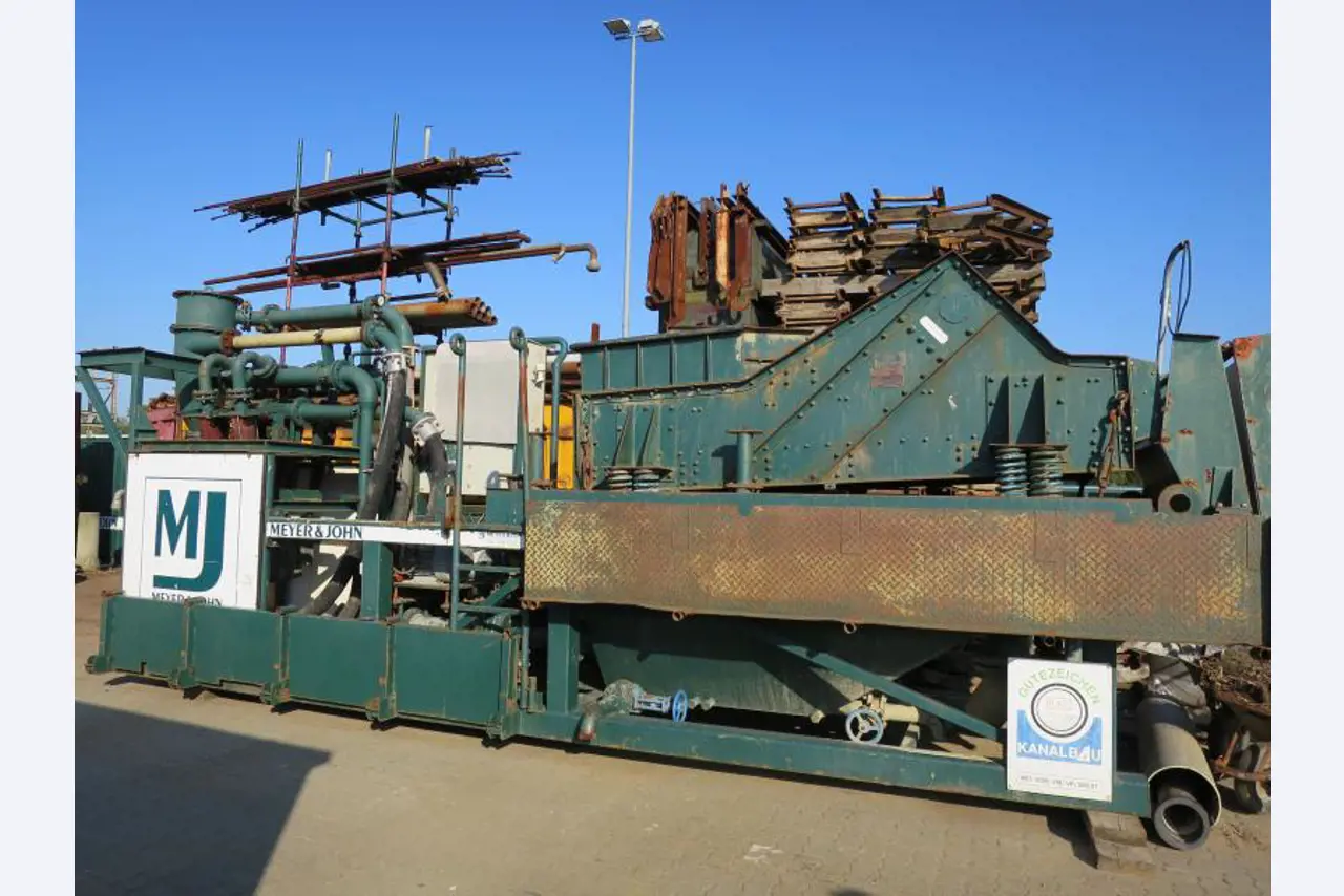 máquinas e equipamentos de construção bem conservados <br>bem como tecnologia de construção de túneis-1