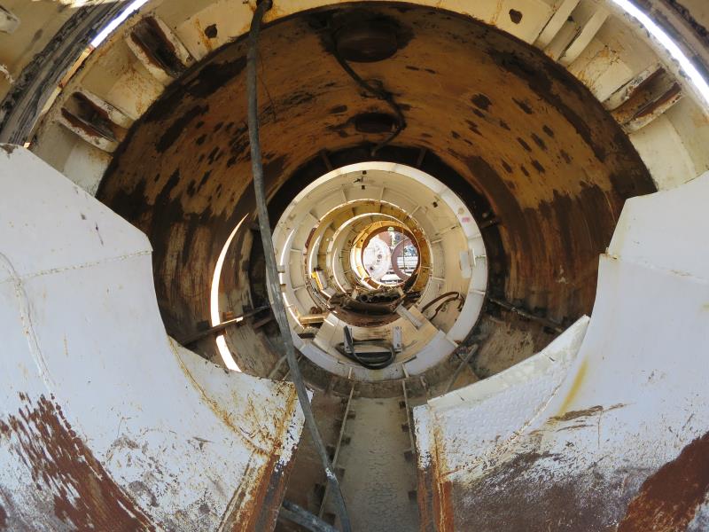 des machines et engins de chantier bien entretenus <br>ainsi que la technique de creusement des tunnels-3