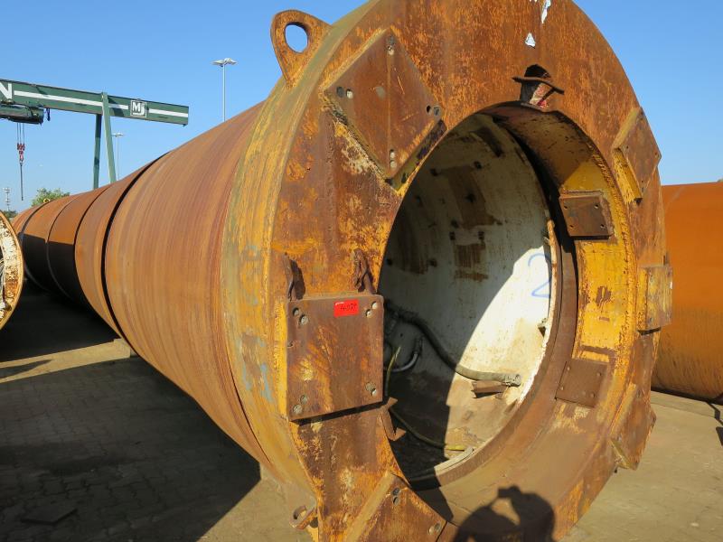 des machines et engins de chantier bien entretenus <br>ainsi que la technique de creusement des tunnels-5