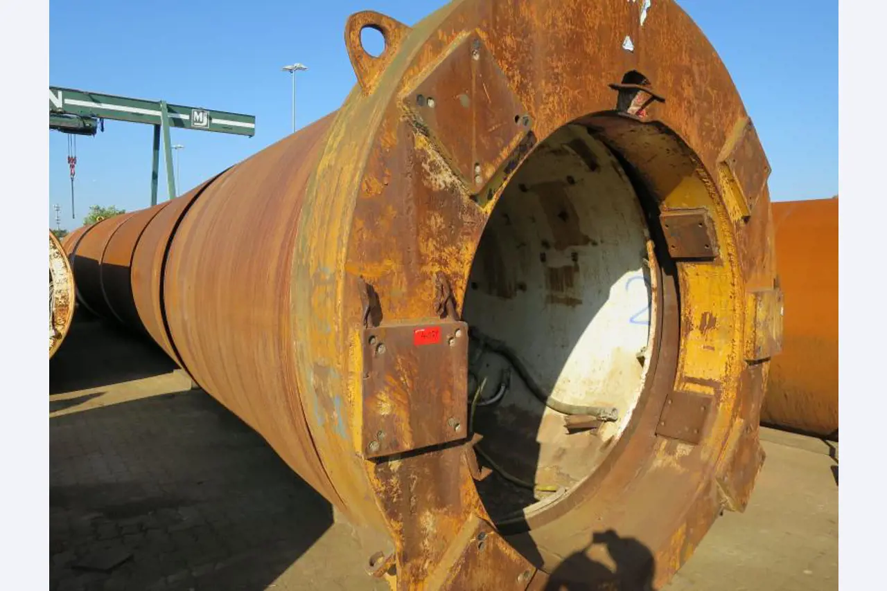 máquinas e equipamentos de construção bem conservados <br>bem como tecnologia de construção de túneis-5