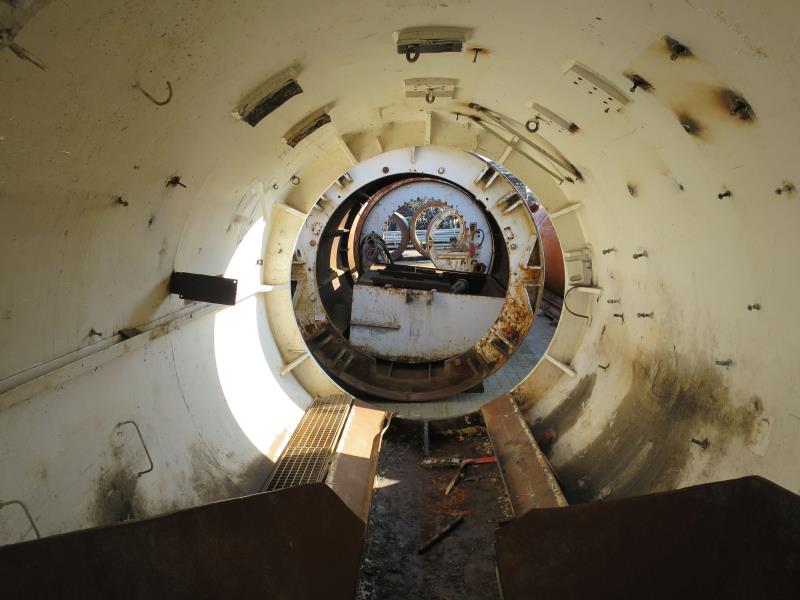 des machines et engins de chantier bien entretenus <br>ainsi que la technique de creusement des tunnels-3