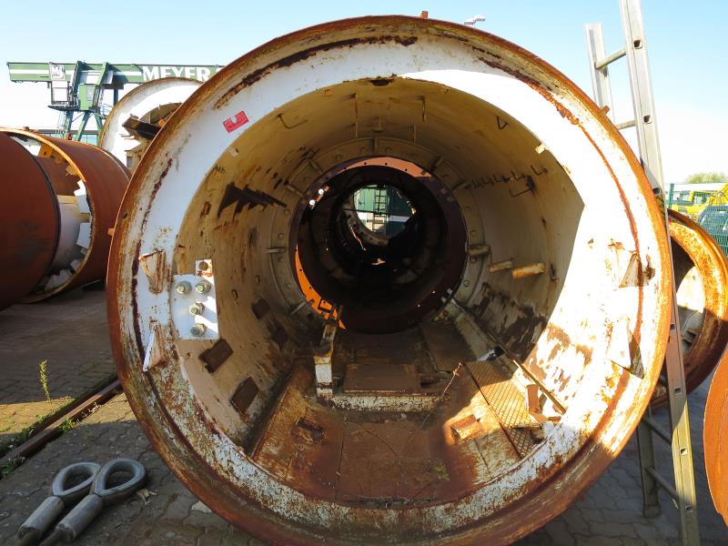 des machines et engins de chantier bien entretenus <br>ainsi que la technique de creusement des tunnels-10