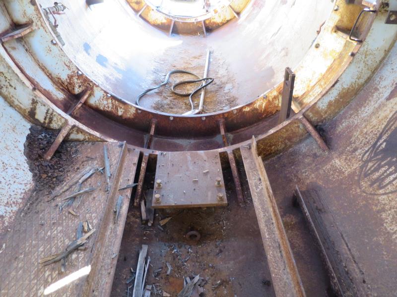 des machines et engins de chantier bien entretenus <br>ainsi que la technique de creusement des tunnels-5