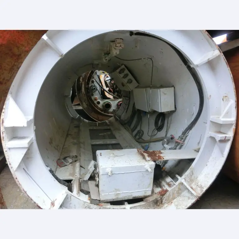 máquinas e equipamentos de construção bem conservados <br>bem como tecnologia de construção de túneis-7