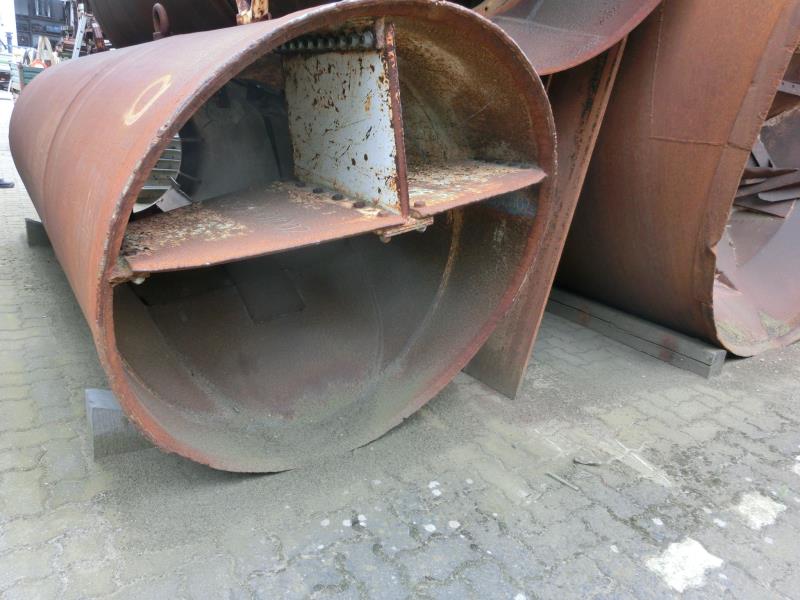 well-maintained construction machinery and equipment <br>as well as the tunneling technology-3