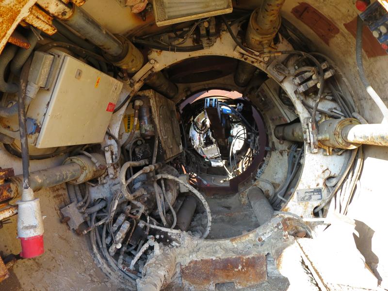 well-maintained construction machinery and equipment <br>as well as the tunneling technology-11