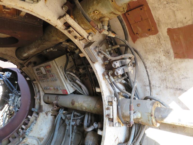 well-maintained construction machinery and equipment <br>as well as the tunneling technology-13