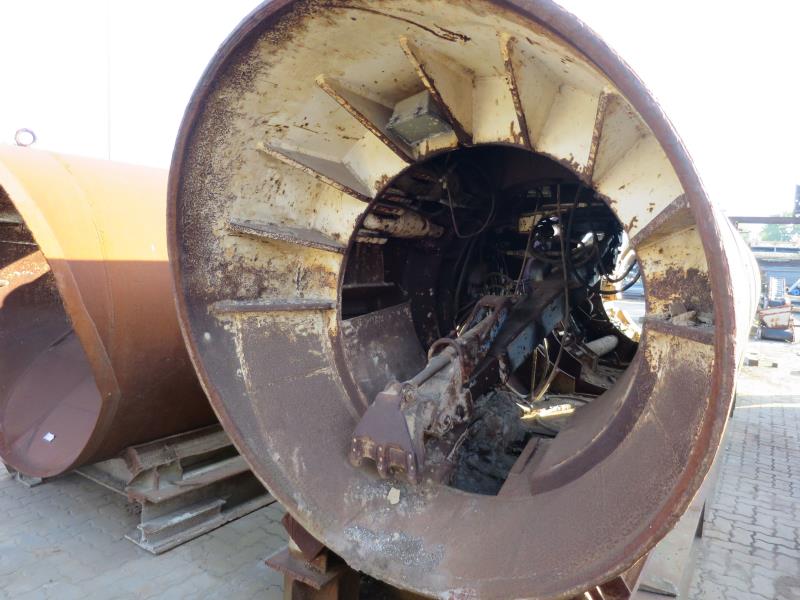 well-maintained construction machinery and equipment <br>as well as the tunneling technology-2