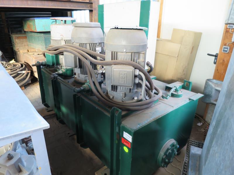 well-maintained construction machinery and equipment <br>as well as the tunneling technology-1