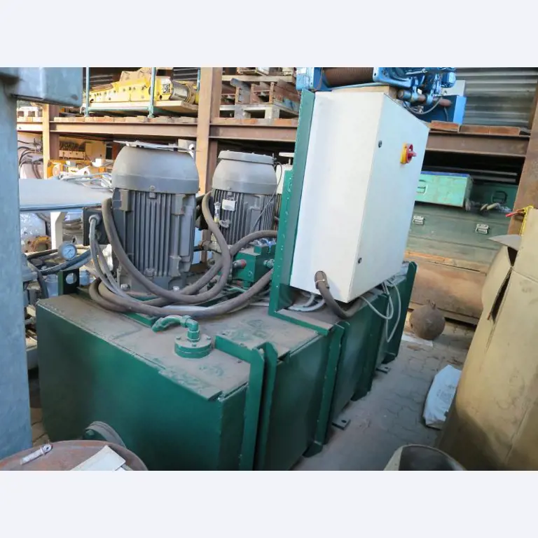 máquinas e equipamentos de construção bem conservados <br>bem como tecnologia de construção de túneis-2
