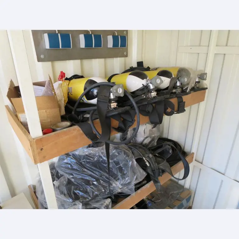 máquinas e equipamentos de construção bem conservados <br>bem como tecnologia de construção de túneis-7