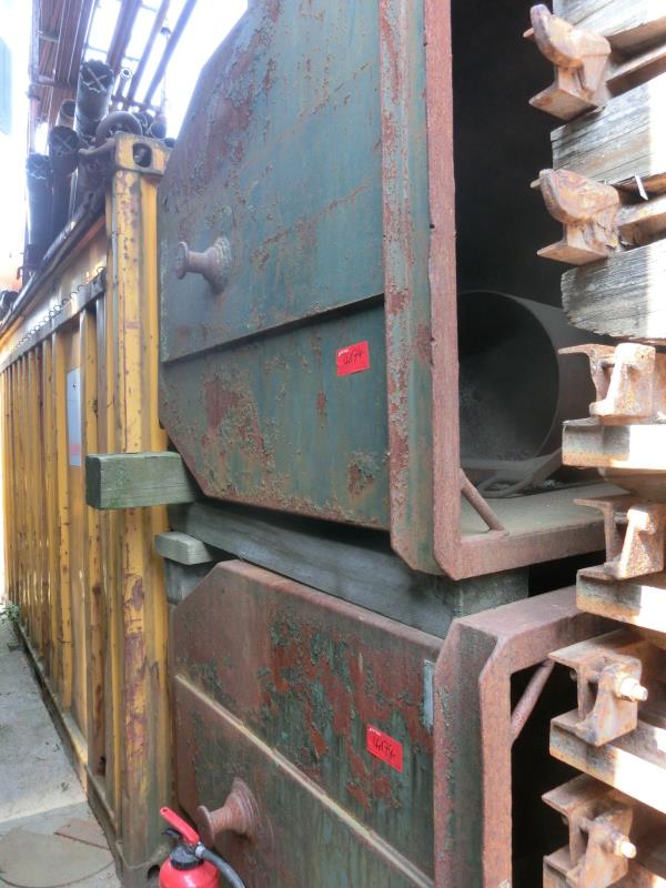 dobro vzdrževani gradbeni stroji in oprema <br>kot tudi tehnologija gradnje predorov.-4