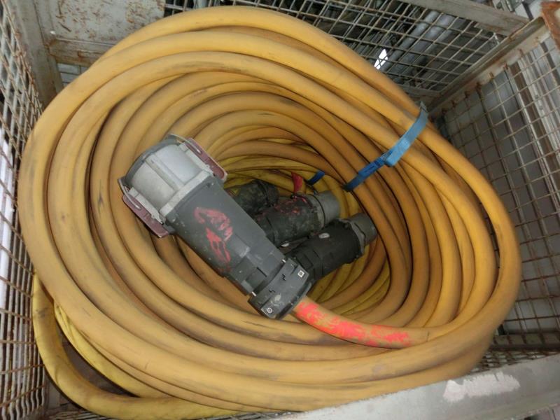 dobro vzdrževani gradbeni stroji in oprema <br>kot tudi tehnologija gradnje predorov.-1