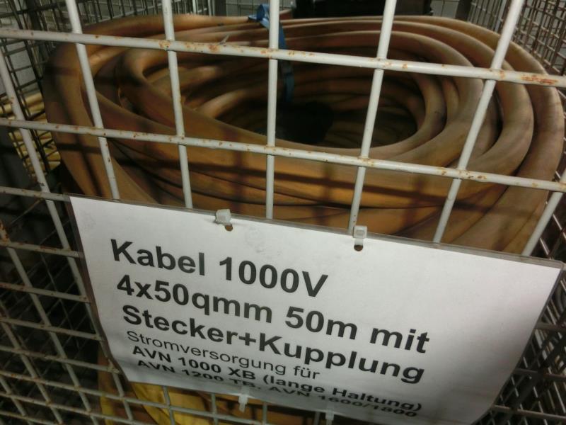 des machines et engins de chantier bien entretenus <br>ainsi que la technique de creusement des tunnels-1