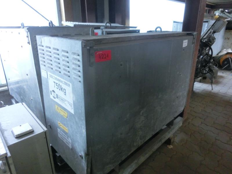 des machines et engins de chantier bien entretenus <br>ainsi que la technique de creusement des tunnels-1