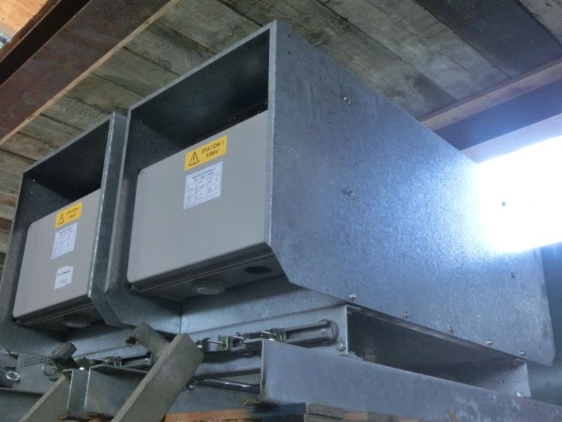 des machines et engins de chantier bien entretenus <br>ainsi que la technique de creusement des tunnels-1