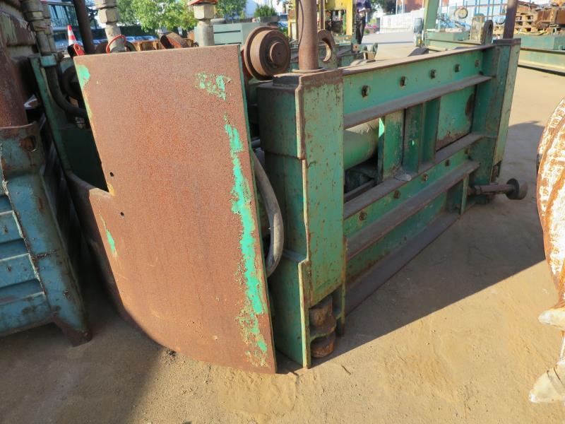 dobro vzdrževani gradbeni stroji in oprema <br>kot tudi tehnologija gradnje predorov.-3