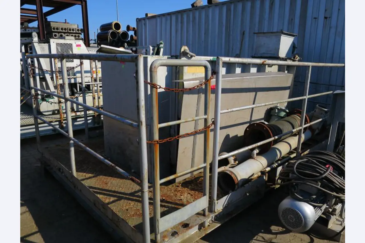 well-maintained construction machinery and equipment <br>as well as the tunneling technology-3