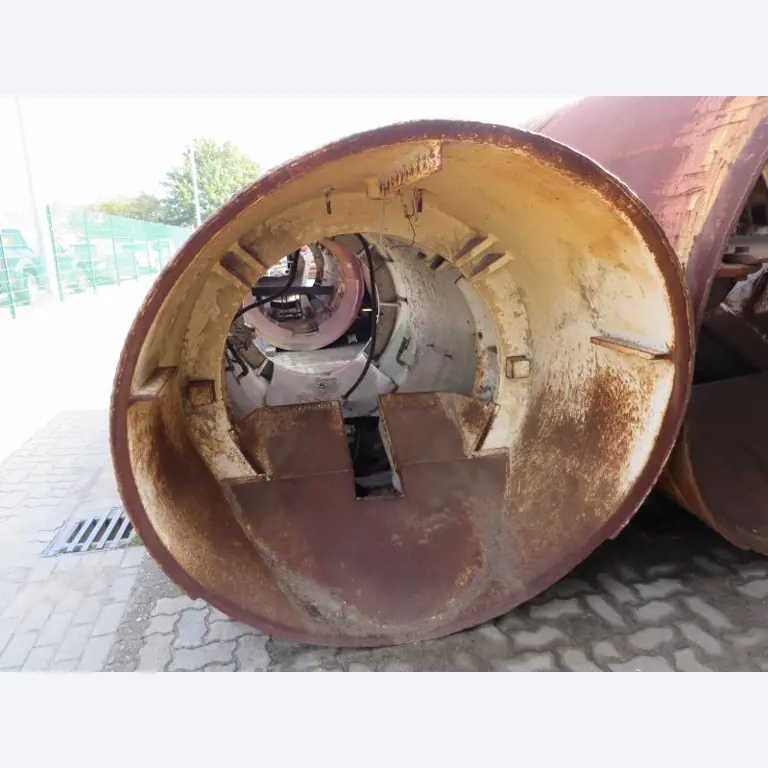 máquinas e equipamentos de construção bem conservados <br>bem como tecnologia de construção de túneis-1