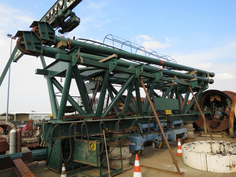 des machines et engins de chantier bien entretenus <br>ainsi que la technique de creusement des tunnels-1