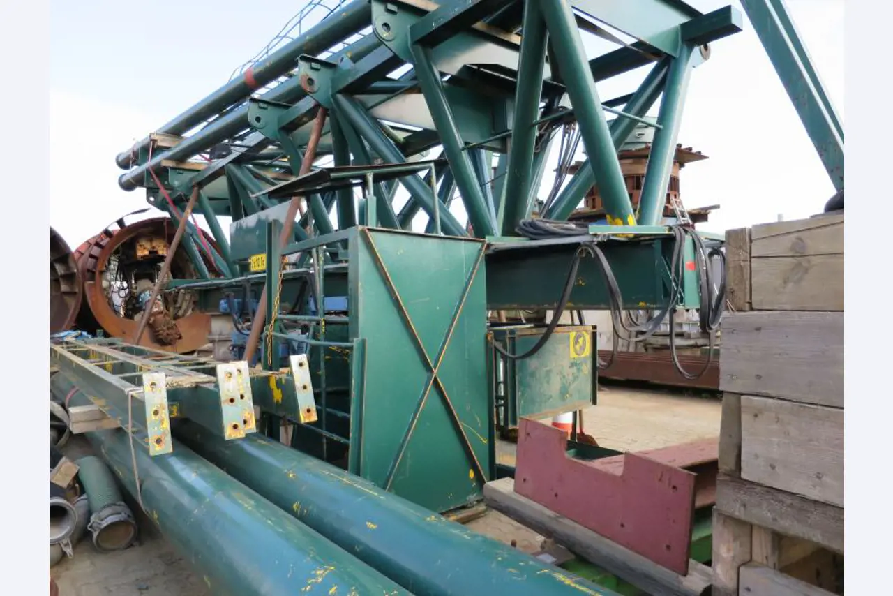 máquinas e equipamentos de construção bem conservados <br>bem como tecnologia de construção de túneis-2