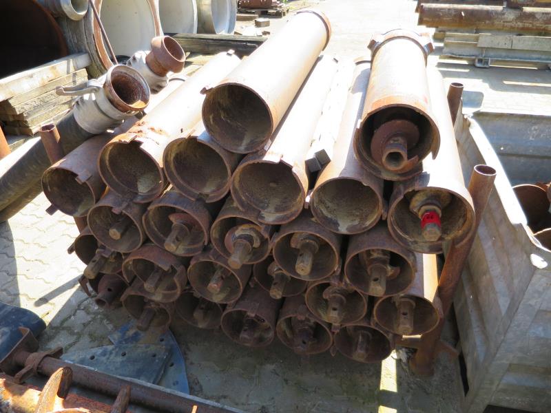 dobro vzdrževani gradbeni stroji in oprema <br>kot tudi tehnologija gradnje predorov.-19