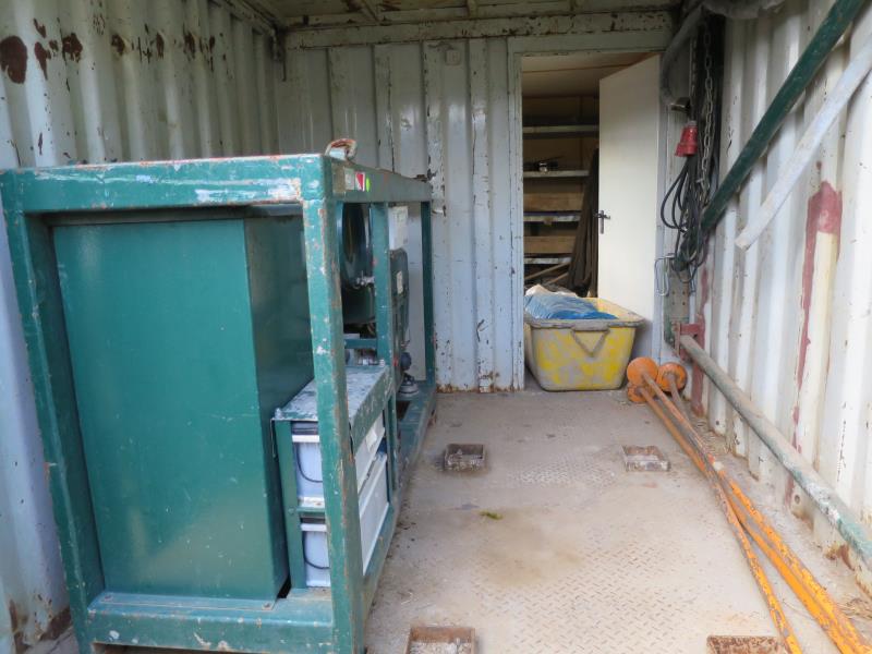 dobro vzdrževani gradbeni stroji in oprema <br>kot tudi tehnologija gradnje predorov.-4