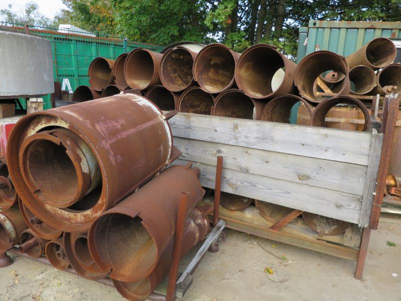 dobro vzdrževani gradbeni stroji in oprema <br>kot tudi tehnologija gradnje predorov.-10