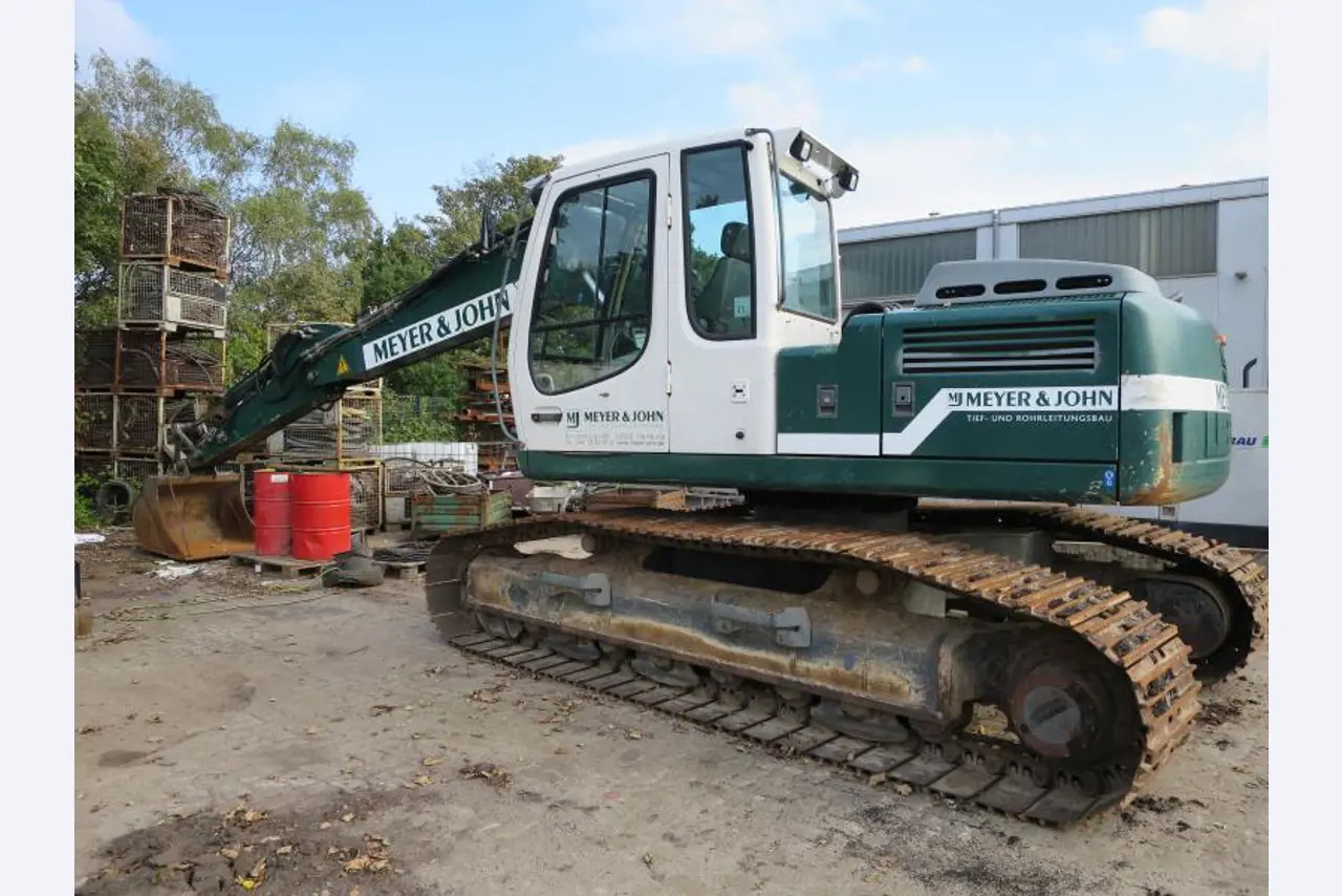 máquinas e equipamentos de construção bem conservados <br>bem como tecnologia de construção de túneis-3