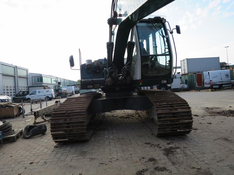 des machines et engins de chantier bien entretenus <br>ainsi que la technique de creusement des tunnels-5