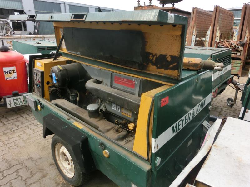 gepflegte Baumaschinen und Baugeräte <br>sowie die Tunnelvortriebstechnik-1