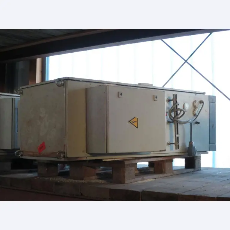 máquinas e equipamentos de construção bem conservados <br>bem como tecnologia de construção de túneis-1