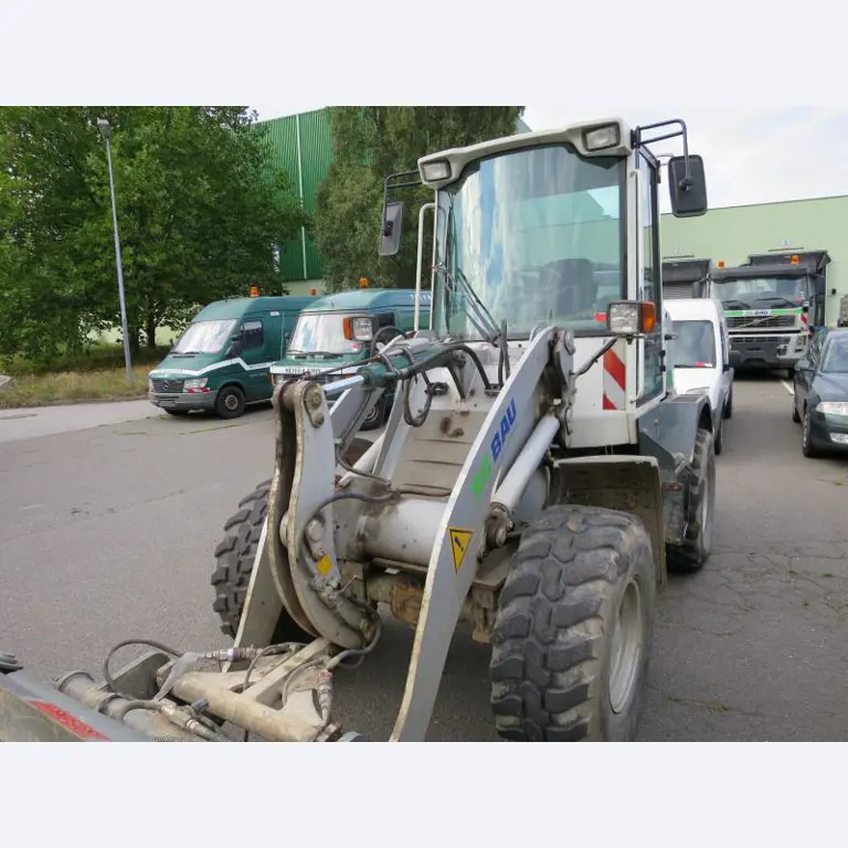 goed onderhouden bouwmachines en -apparatuur <br> evenals tunneltechnieken-1