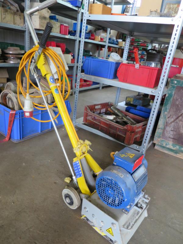 gepflegte Baumaschinen und Baugeräte <br>sowie die Tunnelvortriebstechnik-2