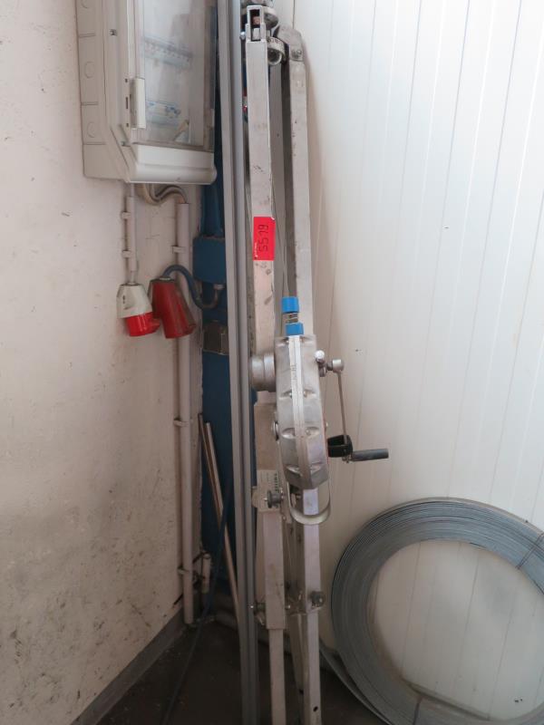 des machines et engins de chantier bien entretenus <br>ainsi que la technique de creusement des tunnels-1