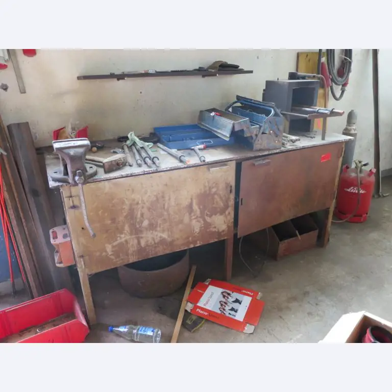 máquinas e equipamentos de construção bem conservados <br>bem como tecnologia de construção de túneis-1