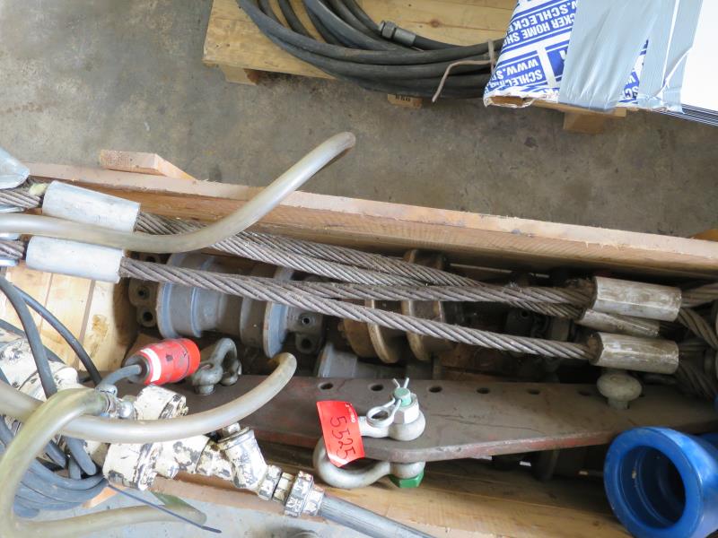 des machines et engins de chantier bien entretenus <br>ainsi que la technique de creusement des tunnels-1