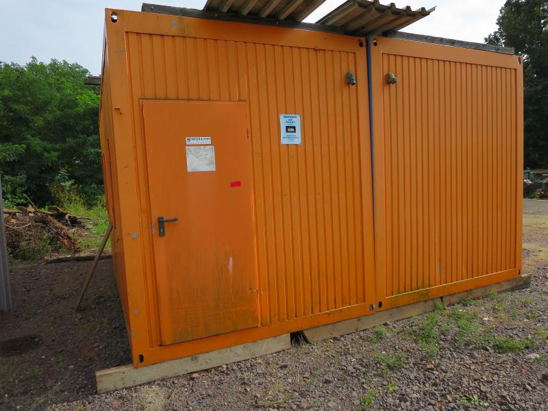 des machines et engins de chantier bien entretenus <br>ainsi que la technique de creusement des tunnels-1