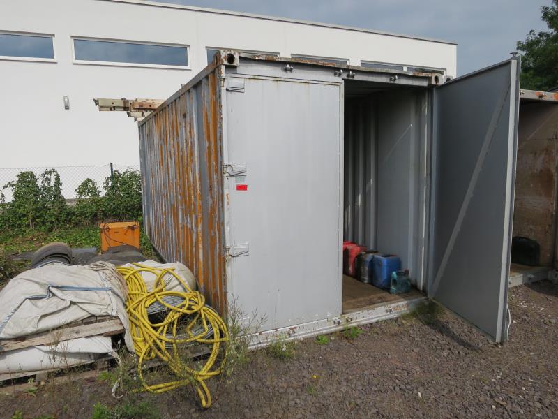 des machines et engins de chantier bien entretenus <br>ainsi que la technique de creusement des tunnels-1