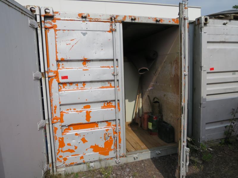 dobro vzdrževani gradbeni stroji in oprema <br>kot tudi tehnologija gradnje predorov.-1